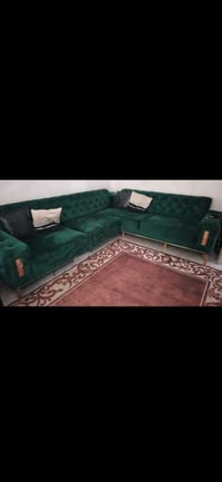 كنب • صالون • للبيع
