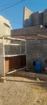 ميز مطعم • كراج القديم