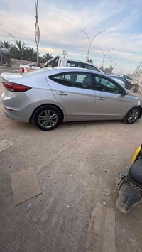 تكسي وين ما تحب وني حاضر  حفظ رقمي شوكت ما تحتاج تصل وبخدمك  077103383...