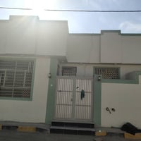 دار للبيع • ١٠٠م • طابو زراعي