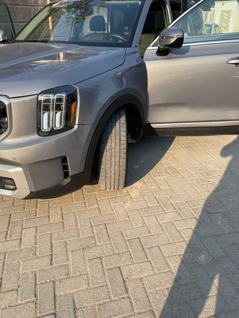 الله يطرحلنا بيهن الخير والبركه ان شاء الله
الحلال للبيع ان شاء الله
kia telluride sx 2023
السعر 280ورقه وبيها مجال وتددللون عليه❤️
  حادثها سطحي من فوك جاملغ وبنيد من جهه السايق
صور الحادث مرفقه
ارخص تيلورايد بالسوك
 سياره حادثها حلو تبارك الرحمن 
ماشيه قليل
sxاعلى فئه بالتيلورايد
سياره على ايدي مصلحه
ابيعلكم السياره واشتري بيها محبتكم ❤️
اياد السامرائي
0773 663 5302
رابط صفحتي ع الفيس بوك
https://www.facebook.com/share/1DWR7YU24E/
