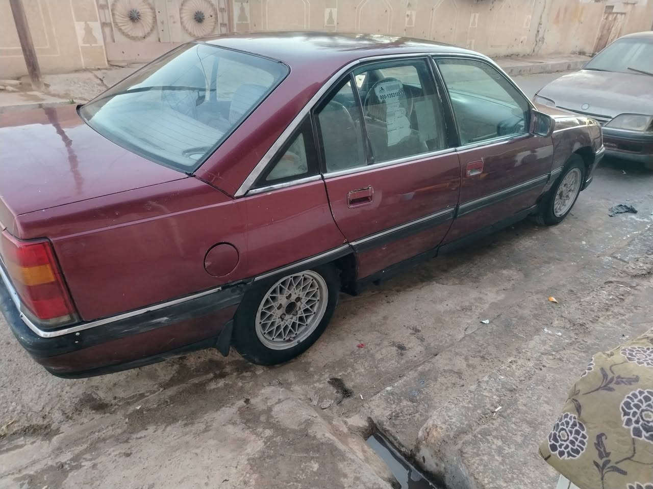 يالله سلام عليكم البيع اوبل اوميكا محرك وكير مكفوله صدر جديد تخم تاير كهربائيّ كلها  السياره عوزها بطاين بوب خلفيه والباقي فول موديل 91سياره بسمي تحويل شوكت ميعجبك  السعر 32 مكاني لانبار هيت كبيس  ***********
