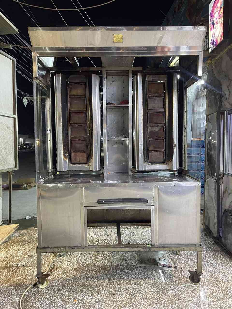 سلام عليكم عندي أغراض مطاعم للبيت مكاني بغداد
الرقم ***********
