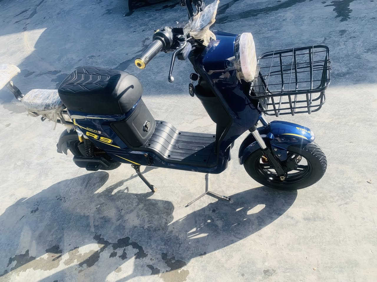 سلام عليكم
بايسكل شحن R9
سرعه 109
يمشي 70كيلو حقيقي الشحنه الوحده
مكاني بابل مسيب
سعر 470
***********
