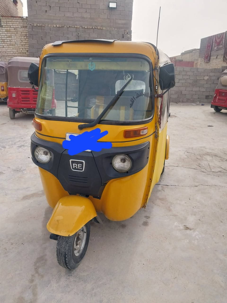 سلام عليكم تكتك للبيع او للمراوس موديل 20
نضيفه كلش 
معمره دواسات فقط
باسمي 
بغداد مدينة الصدر 
***********

م
