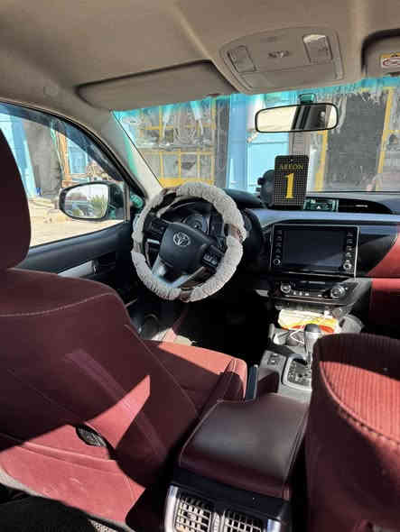 تيوتا هايلوكس ناصي موديل2021
شركه سيد نهرو مذهب السياره كامل موصافات فول عده البصمه 
ماشيه 146
بيه بارد قليل اقل الشبر غير شي ماكو مكفوله كفاله
 مكان الأنبار ***********
السعر 275 وبيه مجال قليل
