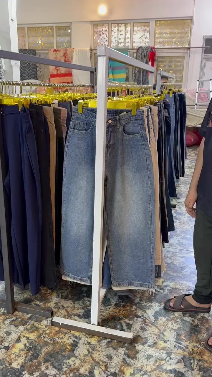 كسر بنطلون 👖 جنيز نسائي بناتي موديلات وقطع جنن
العنوان الكوت الخاجيه شارع ٤٠


**إذا كنت صاحب هذا الإعلان وتريد حذفه لأي سبب، رجاءا أرسل رسالة إلى الدعم الفني**