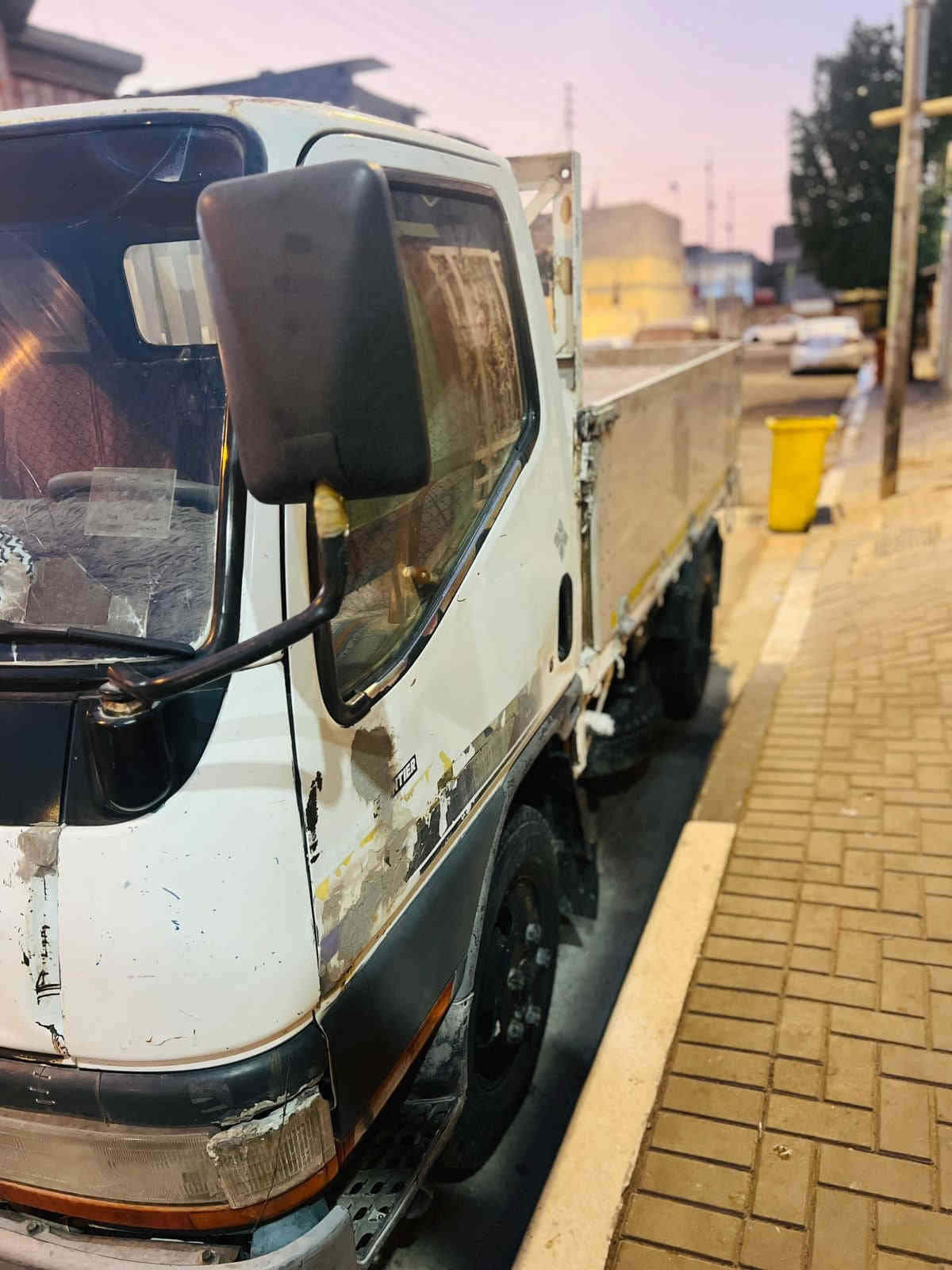 كنتر للبيع موديل ٩٤ محرك ٣٣ لاتنقيص ولاتبخير السعر ٧٥ الهاتف ***********
