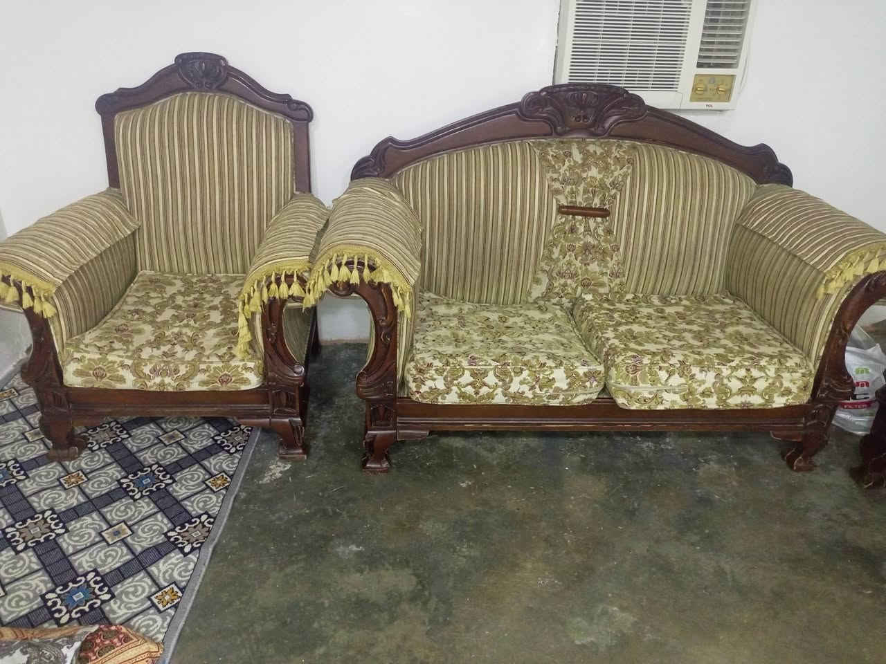 قنفات ملكي 6قطع سعر 150وبي مجال ***********
