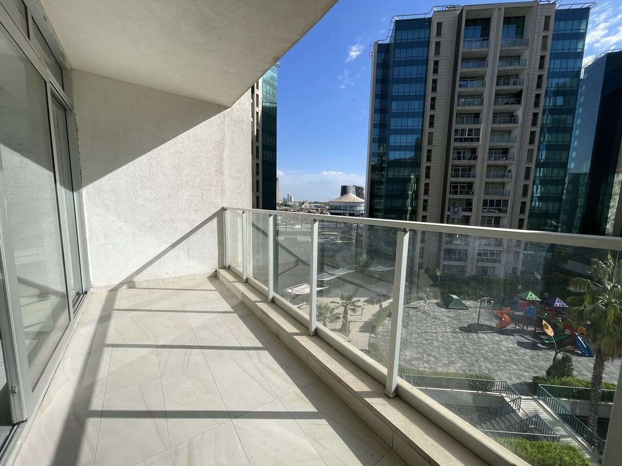 Apartment for rent in Empire Wings
1+1 for rent with 127m unfurnished in Empire wings 
Garden view
550$
For more details and anything contact us 
***********
