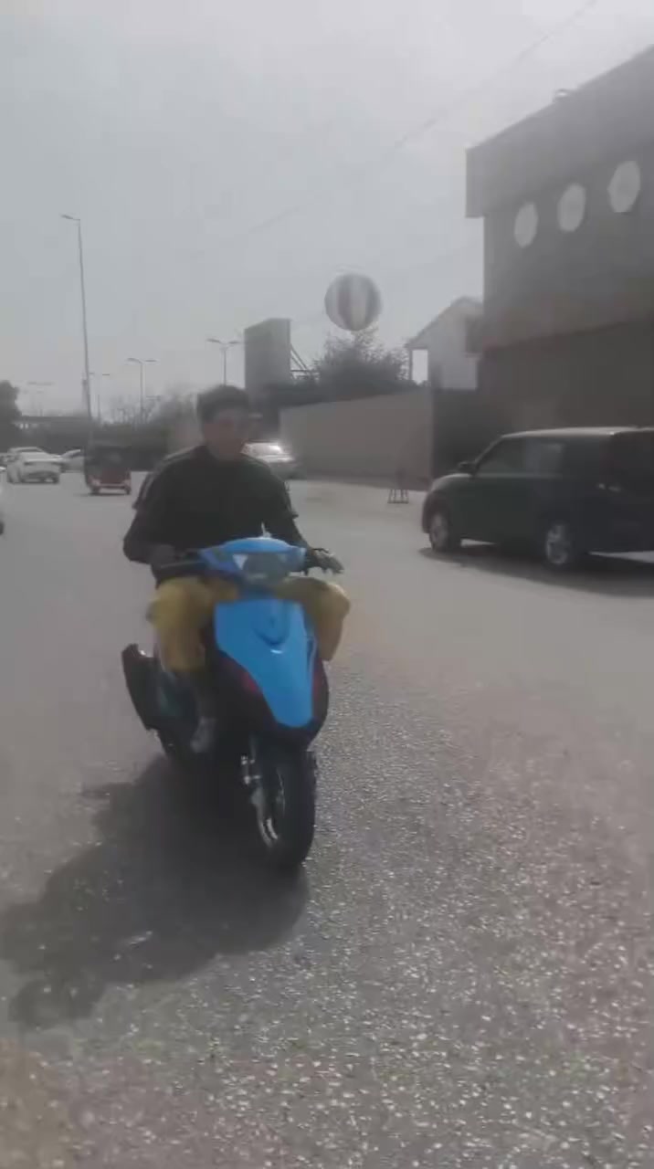 السلامو عليكم ماكس عدله  امفوله  سرعه او كامل مواصفات المكينه 49 ودراجه امبدله بس ولفات ودراجه امزوده كله رياضي 
مكاني بصره كرمت علي السعر 800 او بيه مجال قليل حك الجيه علقو وانه اتواصل وياكم


**إذا كنت صاحب هذا الإعلان وتريد حذفه لأي سبب، رجاءا أرسل رسالة إلى الدعم الفني**