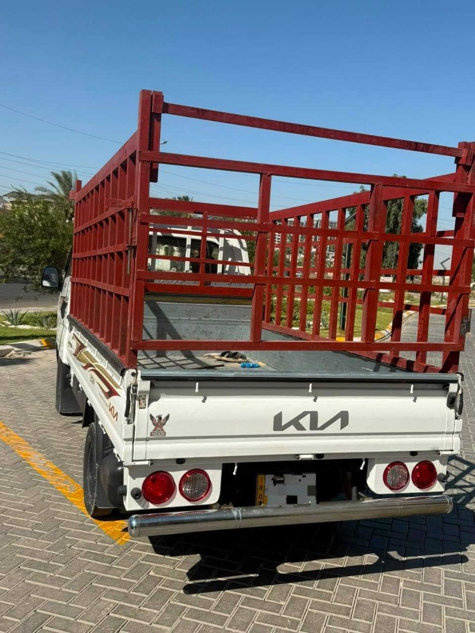 السلام عليكم شباب للبيع كيا نثيه 2024
سياره كفاله عامه سونار مرفق بل منشور ماشيه 44الف بسمي تحويل ثاني يوم .
مكينه كير تبريد حداديه تخم تاير كله جديد شركه 
مكاني بغداد حي الجهاد سعرها 162بيها مجال بسيط *********** ملاحظه سياره تنباع بدون محجر
