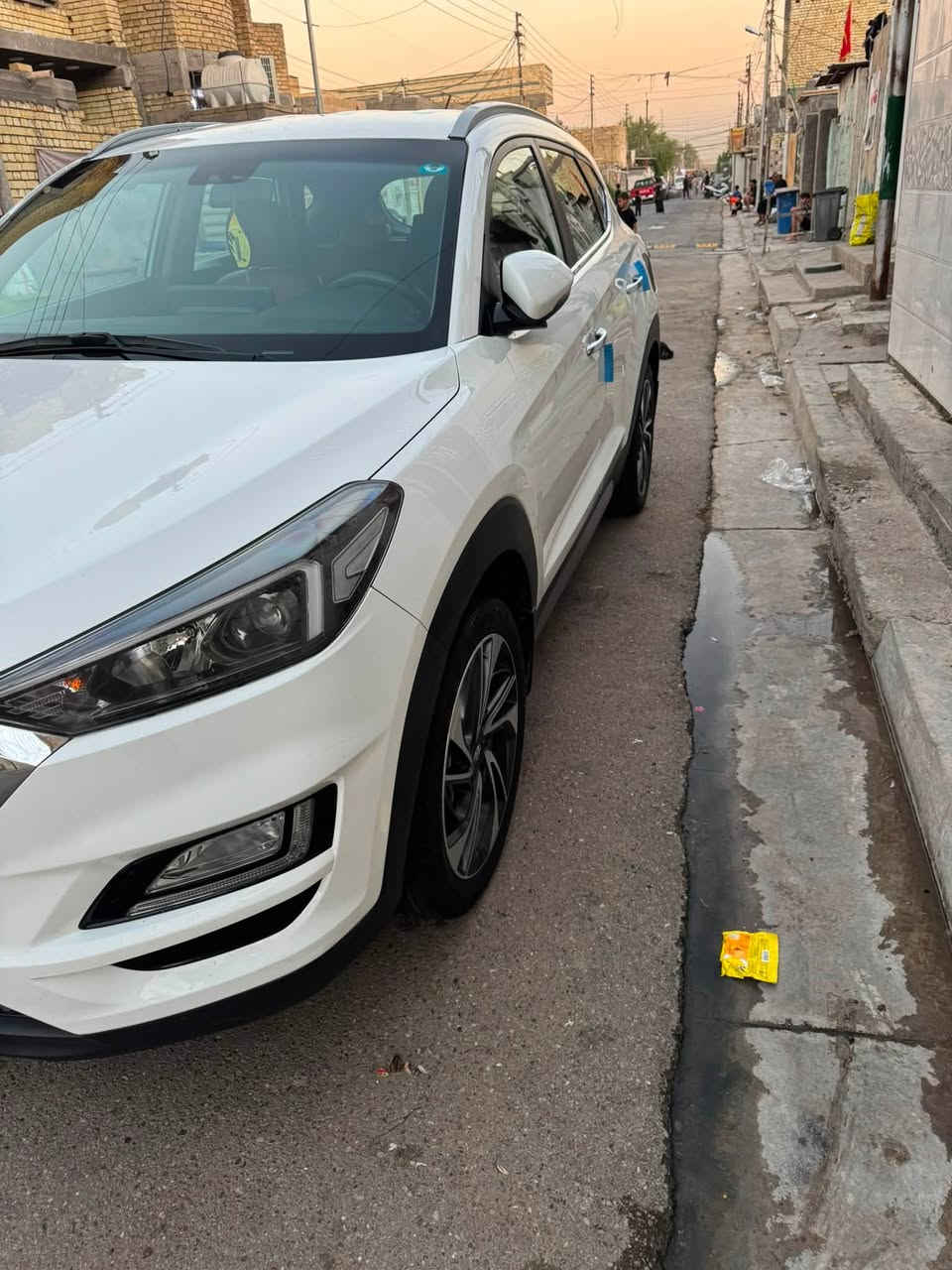 سلام عليكم توسان موديل 20خليجي فول ما عده البانو رامه كير مكينه صدر كله على وضع الشركه السياره جديده مال بيت مال جناي رقم بغداد النكليزي سنويه جديده تحويل مباشر السياره بيهه بارد بصيط موجوده السياره بغداد حي النصر قرب العبيدي رقم الهاتف السعر 185
***********
