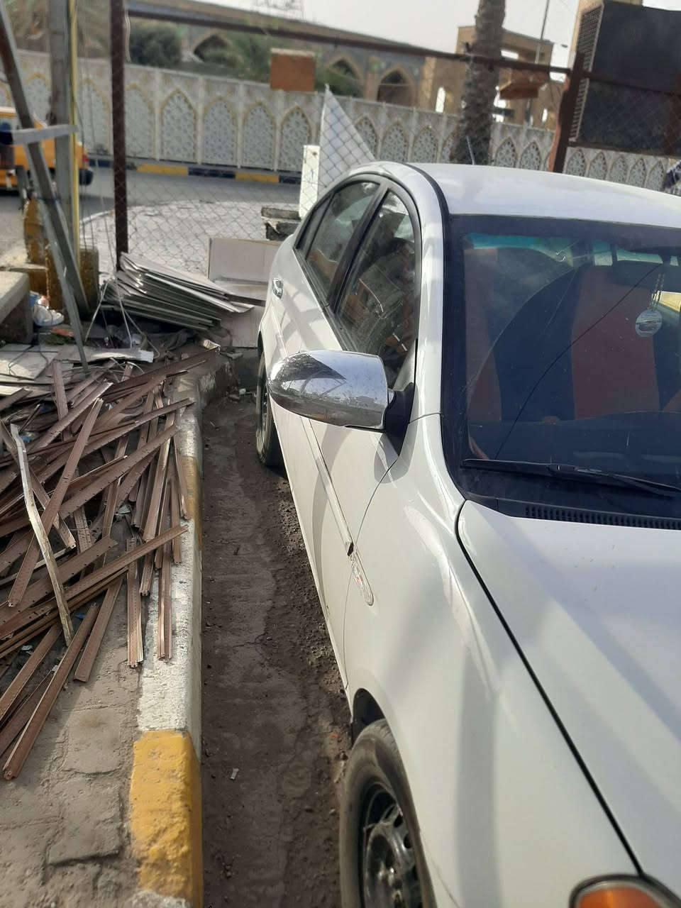 اكسنت موديل ٢٠١٠ خليجي تبريد تدفئه شغال خير َمن الله  كهربائيات كلها شغاله صدر كير محرك حجم ١٦
رقم اربيل جديد دفتر بانزين بيها كامل الضرر ابيع احزام ومبدل سقف بدون كص تكم شرط التحويل والكص 
٦٨ قفل 
***********
