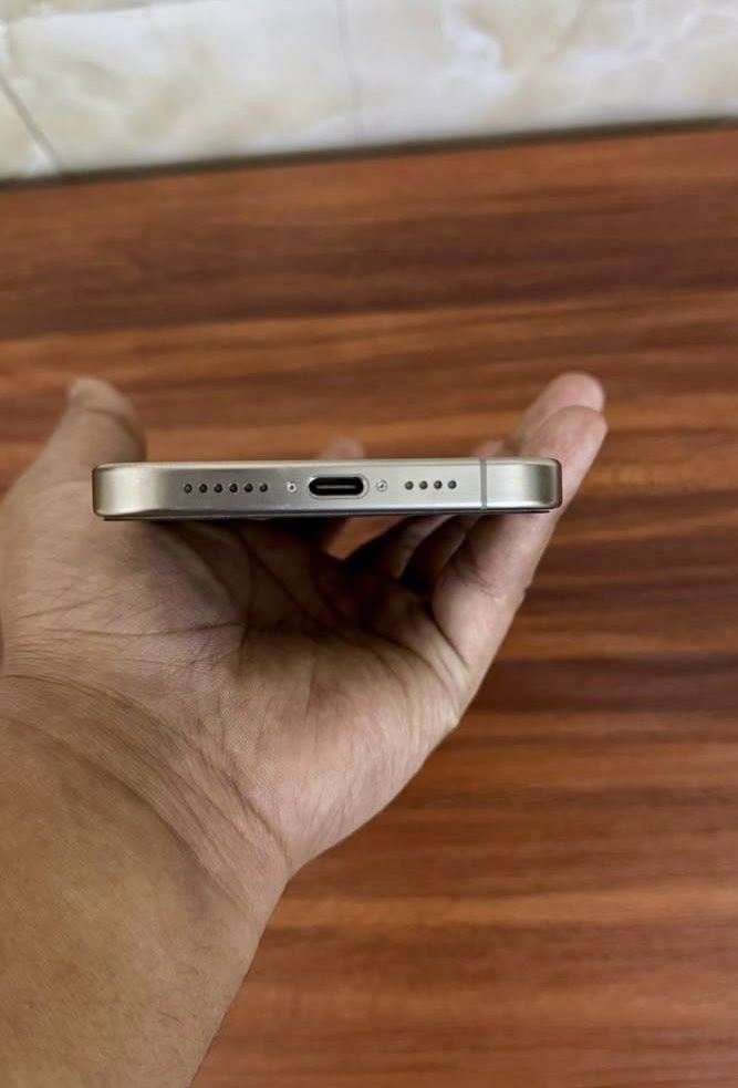 🔴 السلام عليكم
ايفون ١٥ برو ماكس نضيف ممبدل بي اي شي 

البطارية ٩٣ 🔋

اكو خط بالشاصي مسافة مليم واحد
السعر ( مليون و ٥٠ ) قفله رجائا بدون معاملة


**إذا كنت صاحب هذا الإعلان وتريد حذفه لأي سبب، رجاءا أرسل رسالة إلى الدعم الفني**