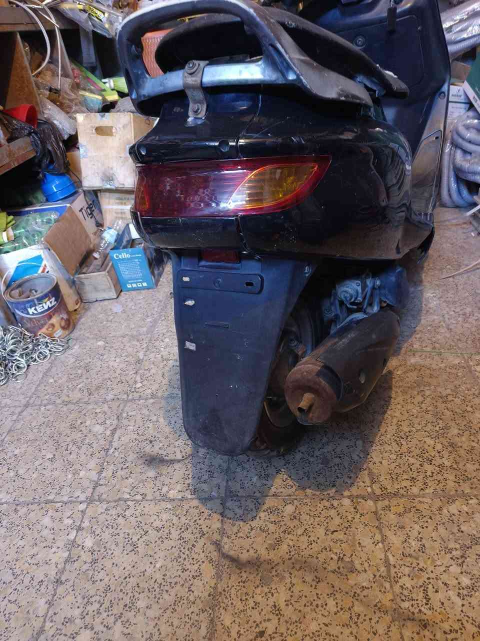 فراشة كرستال للبيع او مراوس بفرق شغاله بيهه دخانه سعر 175 وبيه مجال
***********
***********
