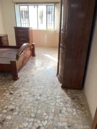 عندي غرفه تركيه٣٠٠ الف وبيها مجال مكاني الشعلة 07731119254