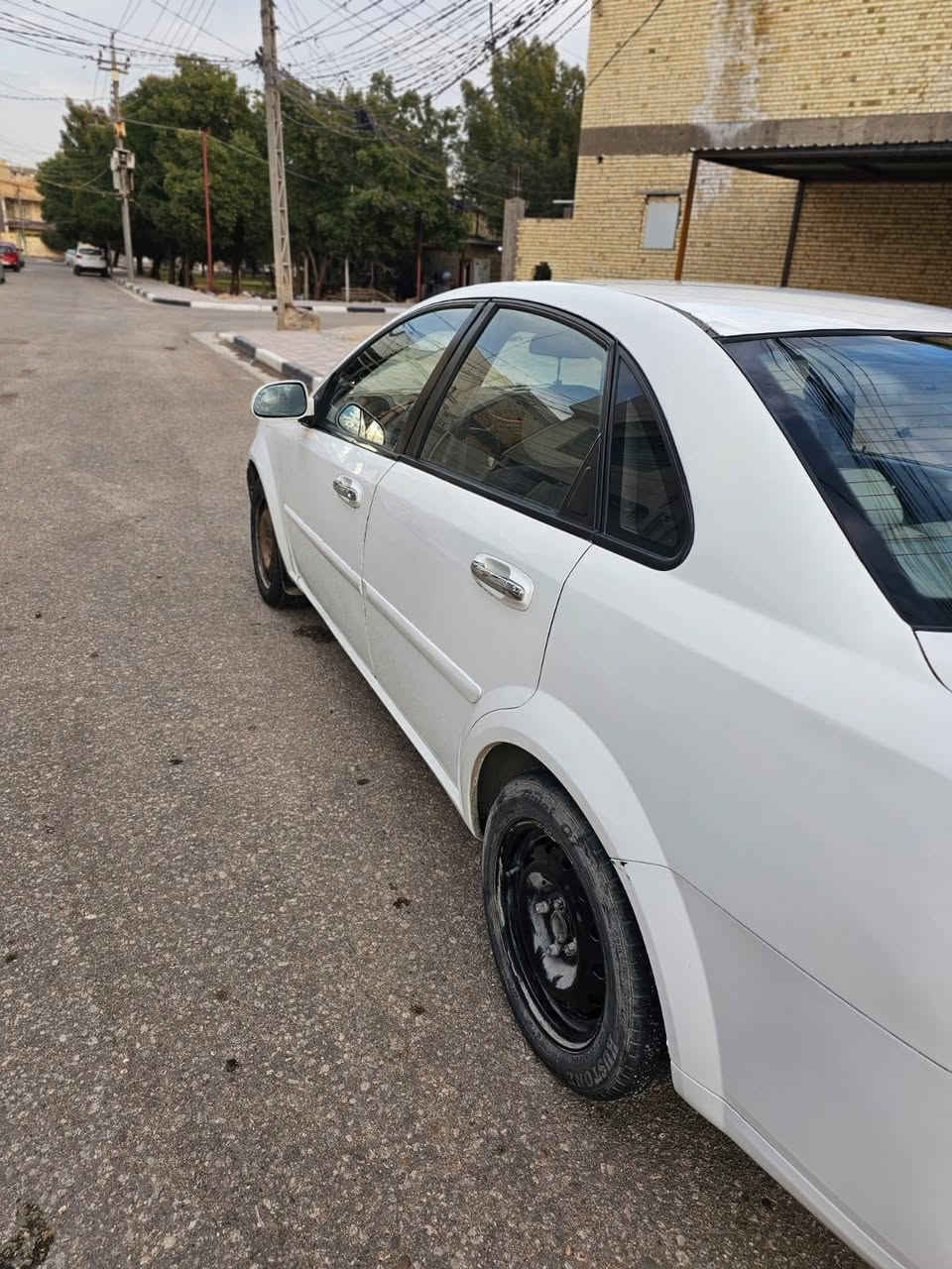 اوبترا موديل 13 رقم سليمانية السيارة مصبوغة حزام بدون حادث وبدون دواخل كير محرك حدادية تبريد كلة جديد السعر ٦٨ ومجالها شي بسيط مكان السيارة كربلاء ***********
