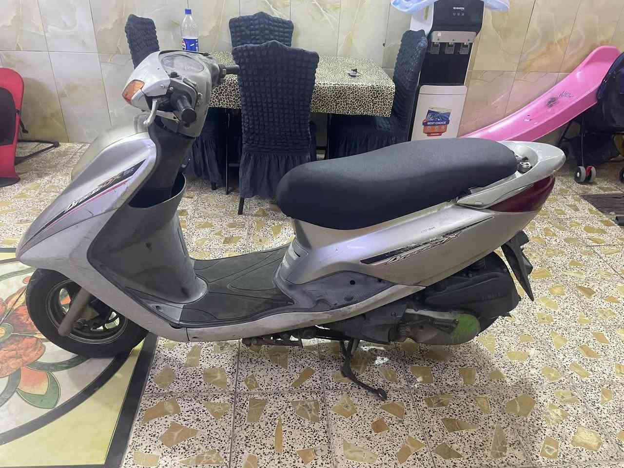 بريز للبيع   مكينة متنسمع كابريتر بلاد كهربائيات كاملة سلف هندر  سعر ٦٥٠ مكان حرية مدخل البستان. ***********
