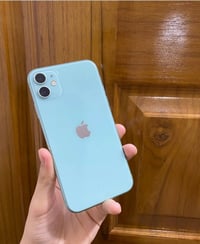 ايفون 11 • بطارية اصلية ٧٠ • فيس ايدي شغال