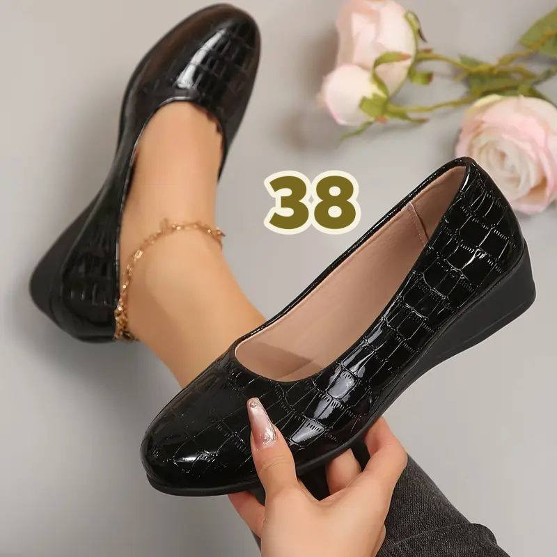 قطع اخيرة 👍✨
السعر 4  بس🏷️💰
العنوان حي البتول 📍
متوفر توصيل 🚛


**إذا كنت صاحب هذا الإعلان وتريد حذفه لأي سبب، رجاءا أرسل رسالة إلى الدعم الفني**