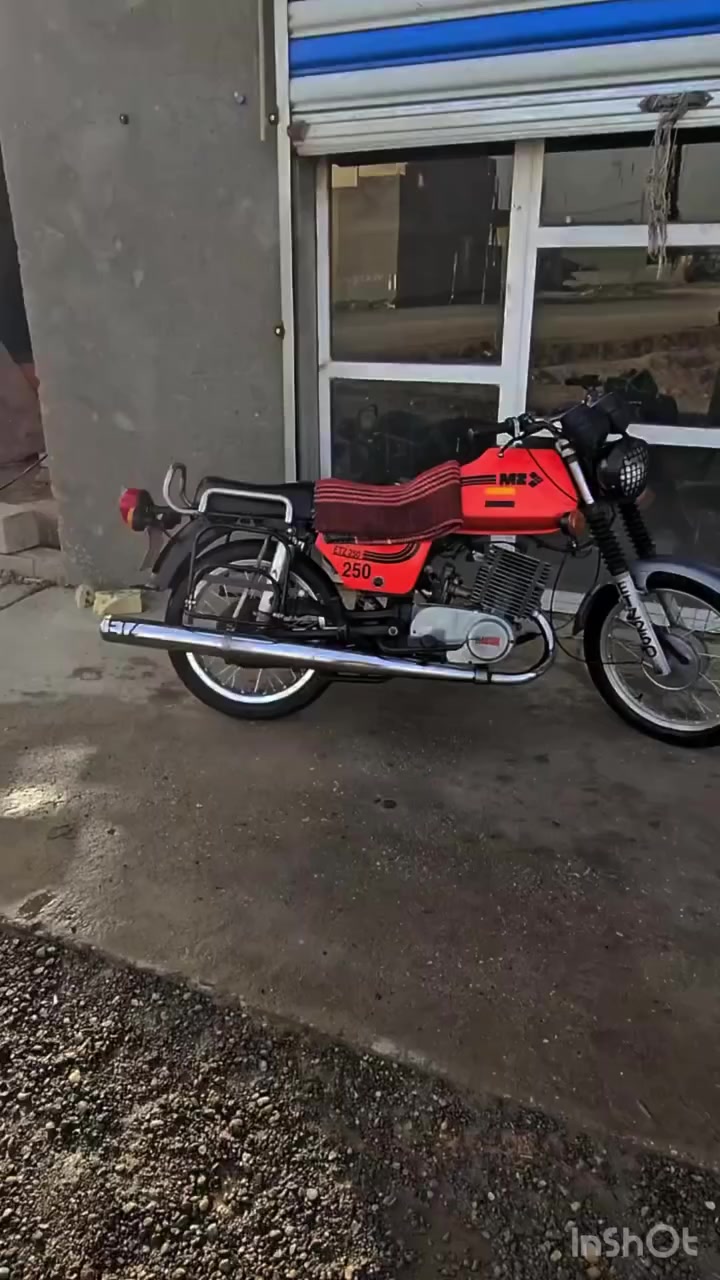 البيع 
دراجه 82
ي ستفسار متواجد خاص


**إذا كنت صاحب هذا الإعلان وتريد حذفه لأي سبب، رجاءا أرسل رسالة إلى الدعم الفني**