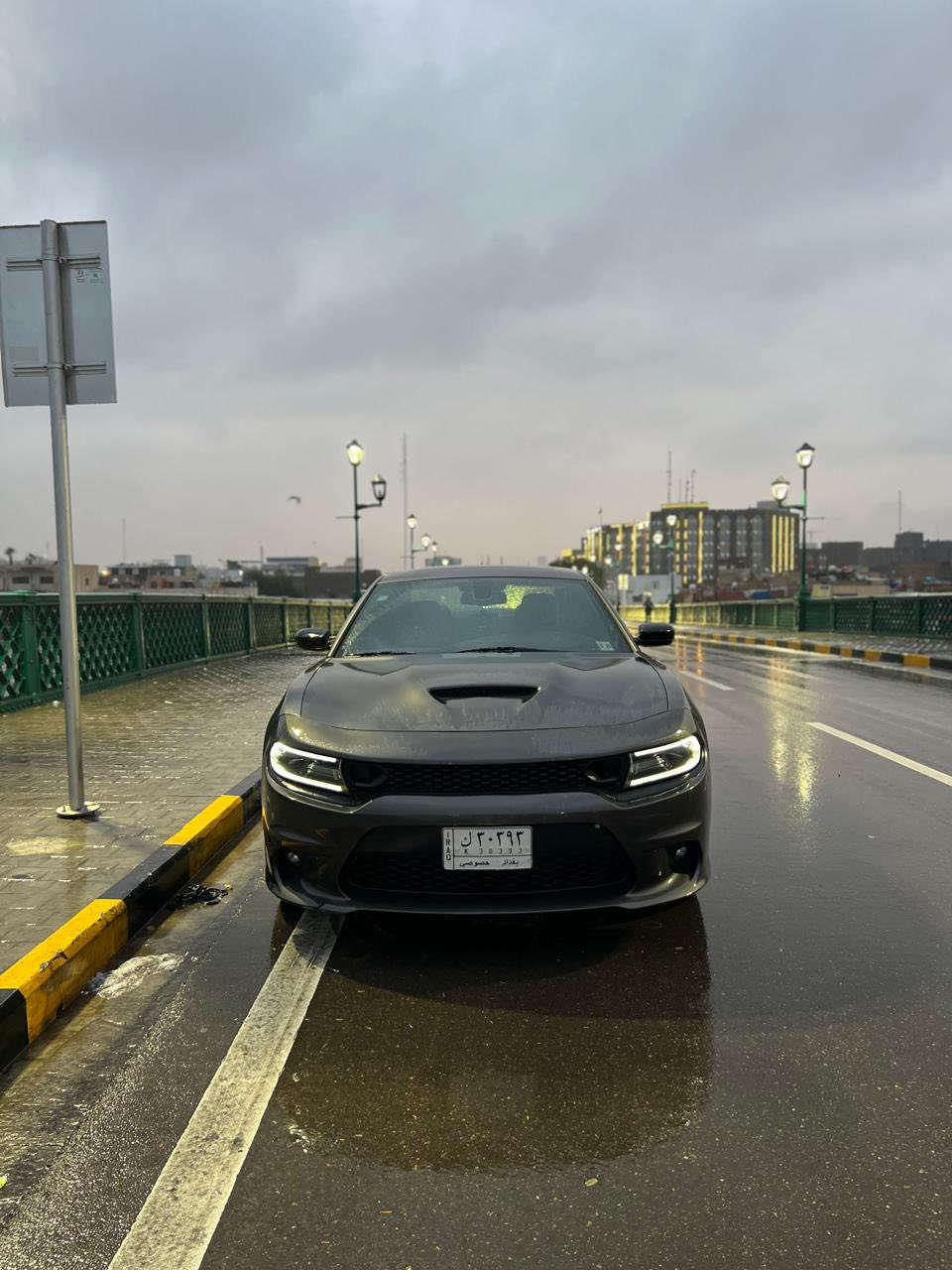 تشارجر GT فل مواصفات 2022:

⸻

🚘 إعلان بيع دودج تشارجر GT – فل مواصفات – موديل 2022 🚘

للبيع دودج تشارجر GT
موديل 2022
فئة GT – فل مواصفات
السيارة بحالة ممتازة جدًا، استخدام شخصي ونظيفة بالكامل.

✅ جميع الصيانات منتظمة
✅ المحرك والكير بحالة ممتازة
✅ لا تحتاج أي مصروف

المواصفات:
 • محرك V6
     •      فتحة سقف
 • ناقل حركة أوتوماتيك
 • شاشة كبيرة تدعم Apple CarPlay & Android Auto
 • كاميرا خلفية
 • حساسات أمامية وخلفية
 • تشغيل بصمة
 • تحكم بالمقود
 • مثبت سرعة
 • أنظمة أمان (ABS – Traction Control – Airbags)
 • جنوط رياضية
 • إضاءة LED
     
🚗 السيارة مريحة وقوية ومناسبة للاستخدام اليومي أو السفر

الضرر: صبغ بنيد فقط+ جاملغ بارد 

💰 السعر: [235]
📍 الموقع: [بغداد]
📞 للتواصل: [***********]
