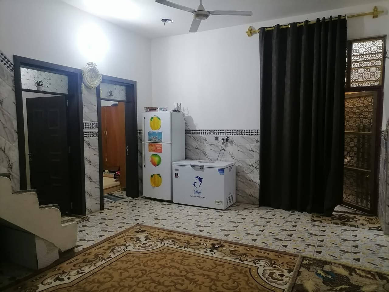 🌹🌹على بركة الله🌹🌹

⭕️تسلسل : 1090
🟢 دار للبيع في الفلوجة حي الجولان الثانية قرب اسواق البركة
📍المساحة بالسند: ١٧٠ م٢
📍 طابو زراعي 
📍الابعاد: ٨،٥❌٢٠ م
📍 شارع : ١١ م
📍بناء بلوك ٢٠٢٤

🟢مشيدات الدار للطابق الاول
غرفتين  نوم. صاله ..مطبخ ..استقبال صحيات داخلية وخارجيه حمام ..مناور
🟢مشيدات الطابق الثاني
ثلاثة غرف نوم وصالة وصحيات

🟢سعر البيع للعقار: ٧٥ مليون دينار

‏‎⚠️ مكتب دجلة الهندسي للعقار حي الجولان قرب صناعة الجولان للسيارات مجاور سوبر ماركت الهلال
للاستفسار الاتصال
‏‭ *********** 
***********
