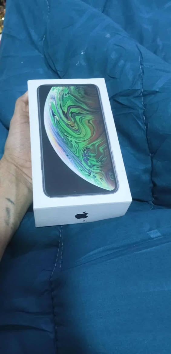 سلام عليكم جهاز اكس ماكس مكفول من كلشي ماعده بس الفطر الي بل ضهر بطاريه 81 سعره 250اوبي مجال حك الجيه/المكان البصره ابو الخصيب الرقم ***********بي واتساب
