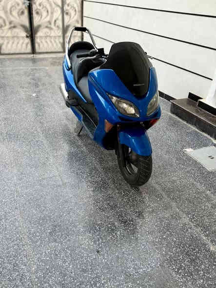 فورزة 0 /9 للبيع كرستال عمية بلادي منضومة زنون حساس ستان مكينة ناعمة كهربائية كلها شغالة تجوة نيكل عالية شلعة ومعدل أورق كاملة دراجة اي نقص ما .. بغداد مدينه الصدر سعرها مليون ***********
