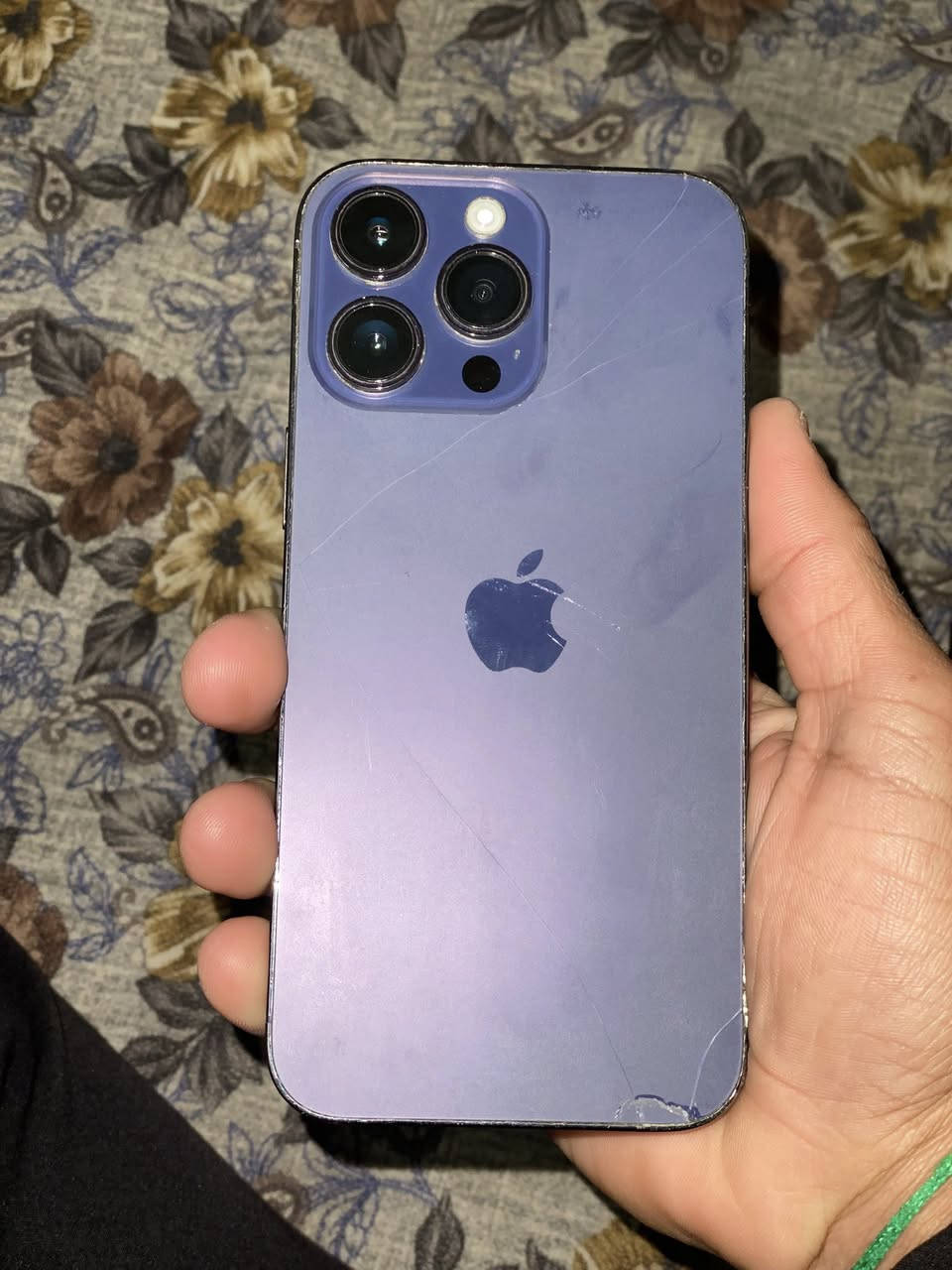 السلام عليكم
متاح آيفون 14Pro Max

جهاز نضيف 

ضرر بس مبدل بطاريه 100

وشاشه نوعيه فول

وضهر مفطر

فيس إيدي شغال

نموذج M

شرق اوسط 

ذاكره 256

شريحه وحده 

لون بنفسجي

السعر 650وبي مجال 

مكان بابل 

شارع 80

***********
