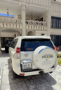 … للبيع تويوتا برادو 4 سلندر مكفولة كفالة عامة من الصبغ والتبديل والضر...