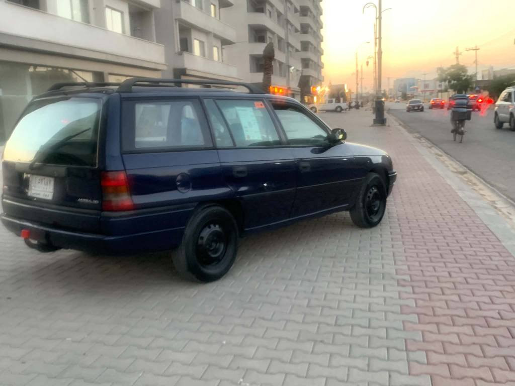 اوبل استرا رقم كركوك مشروع وطني دفتر بنزين بي موديل 92 محرك 16 سياره ما ابي ضربه صبغ للجمالي
سعر 36رقم موبايل ***********
*********** كركوك, العراق

