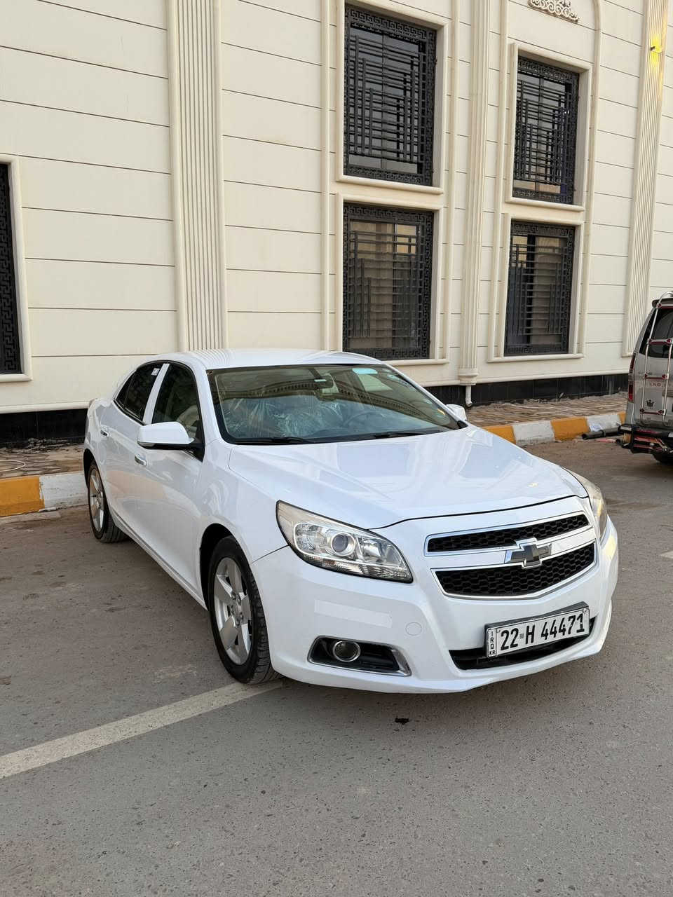 ماليبو 2013 LT  خليجي شركة المنصور   2400  السياره شرط التحويل وشرط الغرامات  

كير ومحرك وكهربائيات كوله مكفول 

ادامه تخم تايرات جديد فيت بم جديد بلكات جديده بطاريه جديده  

مواصفات السياره هاند بريك بصمه كهربائي كشنات جلد

اشاير بلمري وتحكم مري  مثبت سرعه فول تحكمات ستيرن  

السياره بدون  قطع  صبغ  بدون ايرباك بدوون دواخل بدون لا لغوط ولا شواصي السعر 104 وبيه مجال انشالله السياره نظيفه جداً والحقيقه نفس الصور   (( فقط شخط بالجاملغ الخلفي يرادله بارد )
مكان السيارة ( تكريت ) 

***********
