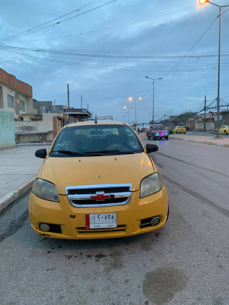 افيو أمريكي مكينه وكير شرط طخمها جديد مشروع وطني والسيارة بسمي شرط التحويل بدون وكالة هيئة وغرامات صفر كهربائيات شغالة والسيارة مال رزق سعرها ٤٧ وبيها مجال شراي اتصل*********** مكاني موصل جانب الايمن
