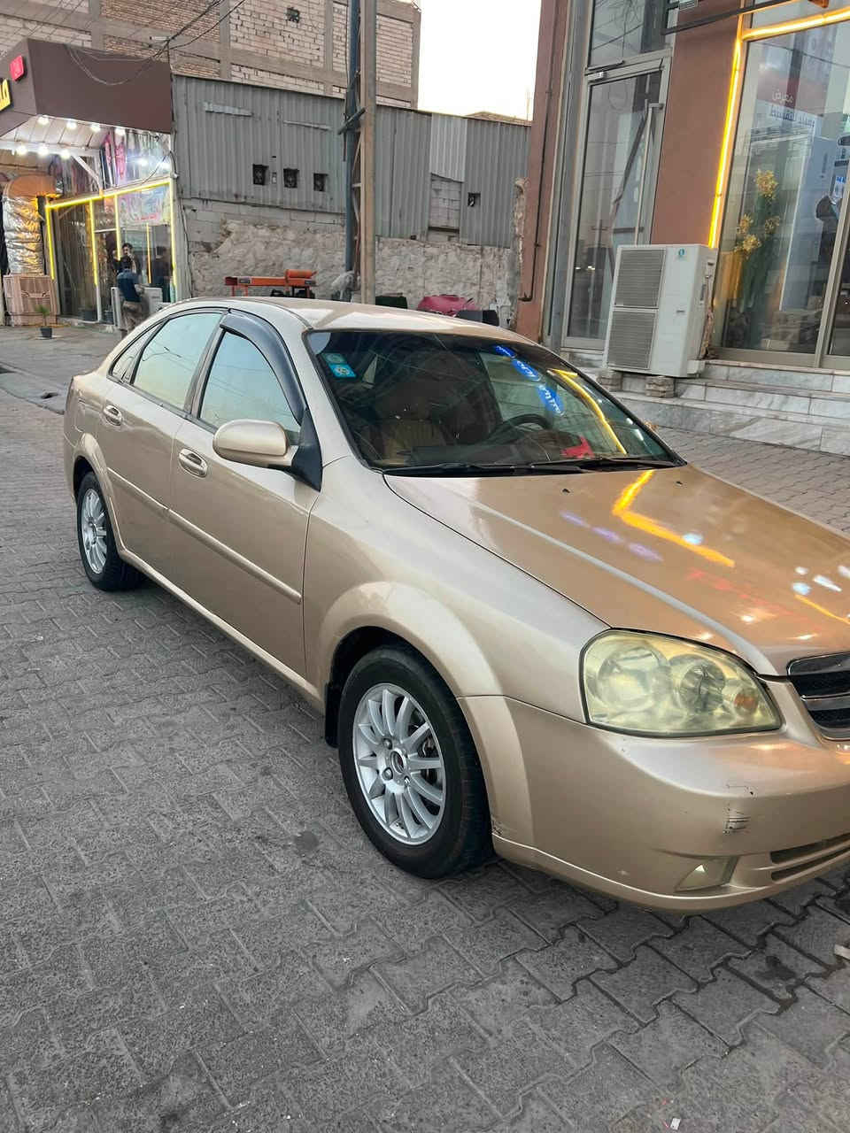 السلام عليكم اوبترا مديل 2005 بأسمي رقم بغداد الجديد كير و محرك و  حدادية  جاهزة السيارة من كلشي تبريد كهربائيات كلها جاهز سعر 59 وبيها مجال 
رقم ***********
