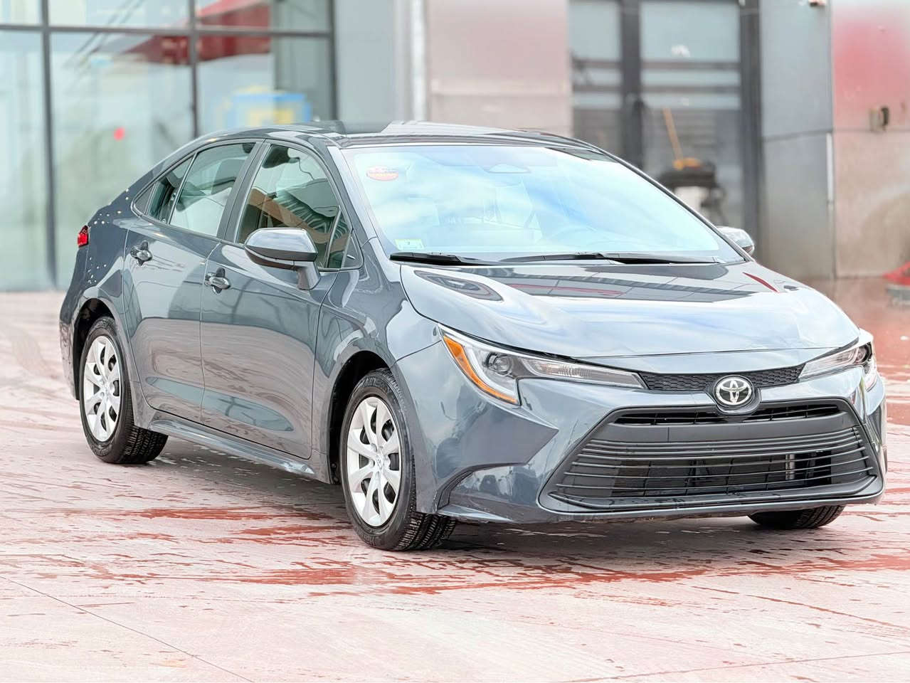 TOYOTA corolla 2024

تويوتا كرولا ٢٠٢٤   

السعر 152$ ورقه 

مواصفات LE👇
رادار امامي و جانبي 🛣
خط مسار 🛣
حجر بيئه بلادي ( حجر صالنصه)
لايت زينون عالي ناصي
داخل لون مميز
بريك إلكتروني
فول تحكم ستيرن
شاشة كبير📺
نظام AUTO HOLD 
ماشية ١٩ الف

ضررها : بدون صبغ 
بدون دواخل 
جميع ايرباكات سليمة 

مكان سيارة-اربيل -شركة ابوظبي كارس 

☎️*********** واتساب أربيل, العراق

