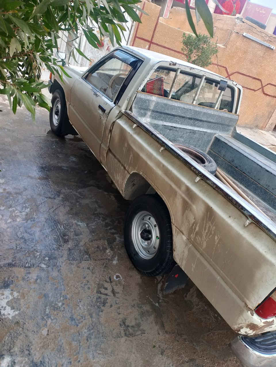 السلام عليكم بيكم 85 للبيع سعر 50 ***********
