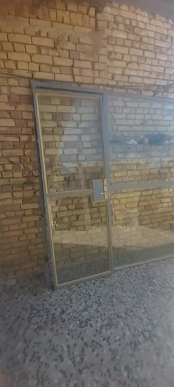 جام خانه محل للبيع مترتين ونص في مترتين ونص بغداد الحسينيه مسقط ***********
