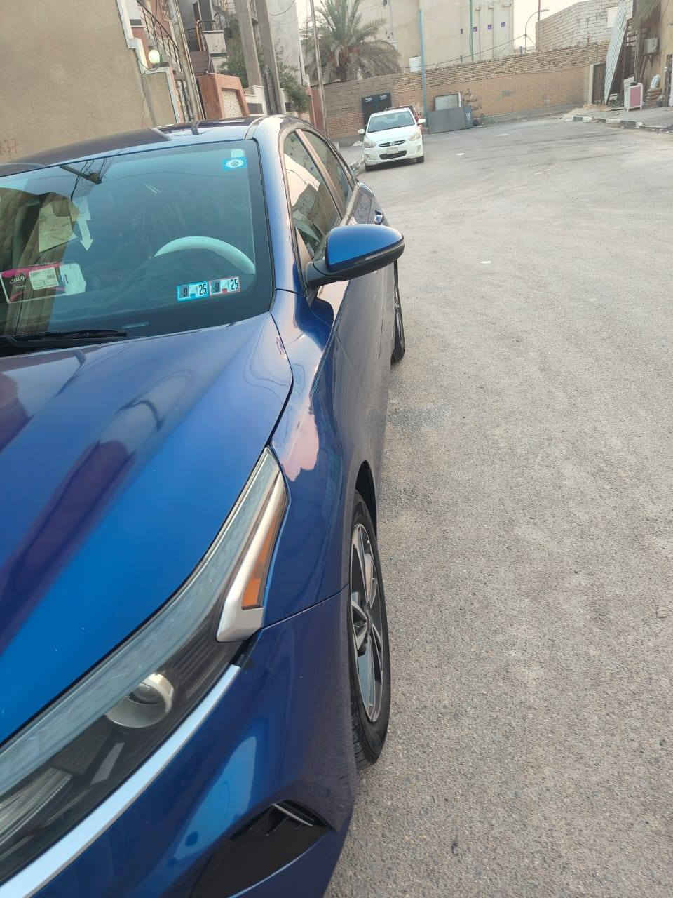 كيا فورتي موديل 23رقم بغداد الجديد ضربتهه جاملغ وشويه من البنيد نفسهن مصلحات السياره بأسمي السعر 155 ه         ***********
