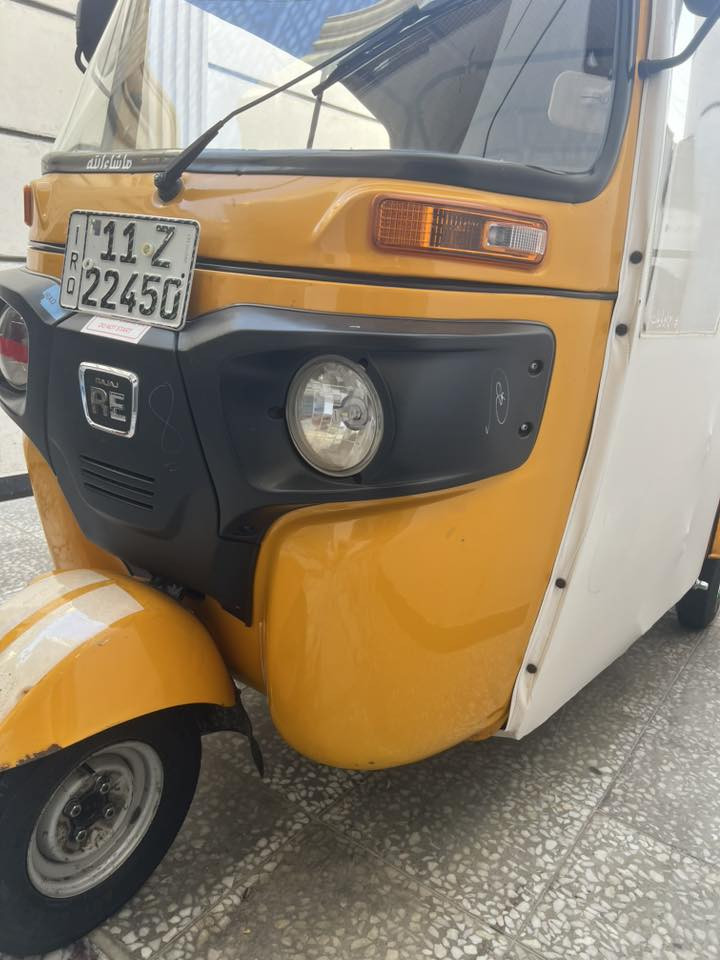 سلام عليكم تكتك للبيع 22 مرقم بغداد تحويل ثاني يوم معمره دوس وبيها بارد ومرشوش على كد شبر مكينه ما مفتوحه بس مبدل زنجيل نسختين سويج مسجل أربع سماعات بغداد حي العامل ***********
