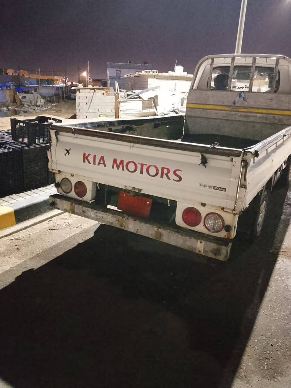 السلام عليكم عندي سيارة بنكو البيع موديل 2012 سنويه متهيه صلحيتها بسنه 2023 رقمه  ميسان وباقي تفاصيل موجود فيديو 
المكاني البصره ابو صخير 
رقم الهاتف ***********
