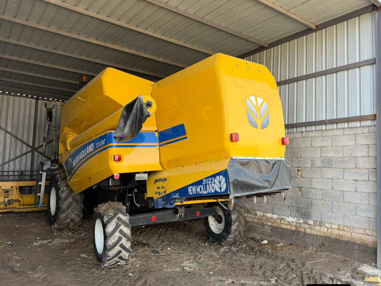 للبيع حاصدة زراعية 🌾
حالة كلش نظيفة وما بيها أي ملاحظة

النوع: (NewHollandت-نيو هولند) 
للبيع حاصدة زراعية 🌾
حالة كلش نظيفة وما بيها أي ملاحظة

النوع: (NewHollandت-نيو هولند) 
الموديل: (2023)
الحاصدة مكفوله كفاله عامه ع وضع الشركه 
كير +مكينه كفاله ع وضع الشركه 
بدون لحيم 4بلم بم ونوزل تك درام شبح هيدرو 
كلها ع وضع الشركه مابيهه اي نقص 
الموقع: (الناصريه قضاء الشطره )
السعر:  خاص او الاتصال ع الارقام التالية 
 ***********
