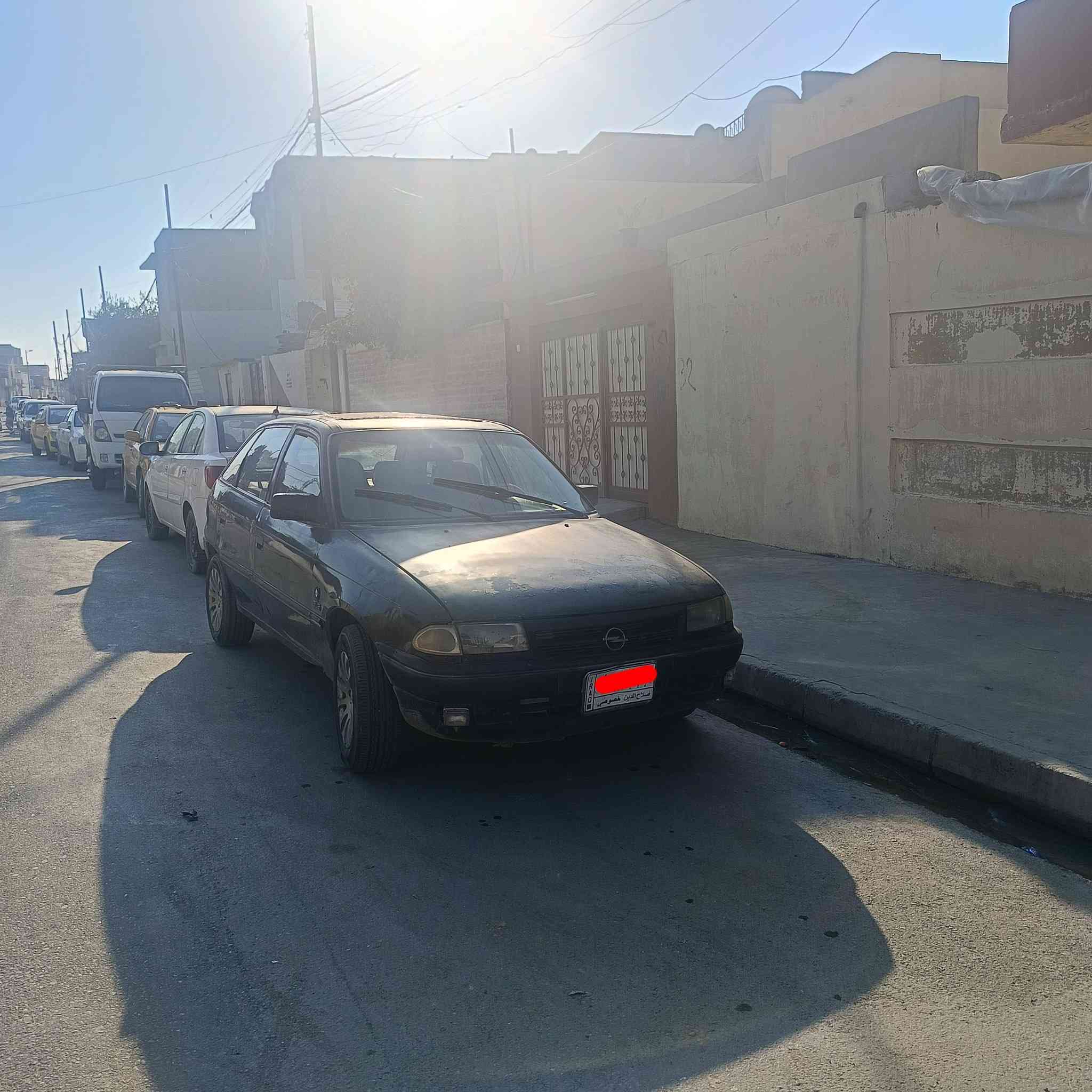 السلام عليكم 
إعادة نشر بسبب الوعود الكاذبه
استرا موديل 93 للبيع
كابون بانزبن 
طخم السياره جديد 
وايرمنيه كاملة
تدفئة شغالة
محرك بيه نفخ حجم 16
السعر 35 بي مجال
رقم صلاح الدين وشرعيها بالموصل شرط التحويل
مصلحه دواير ودوسات
بيع مستعجل للتواصل عالخاص او الاتصال عالرقم ***********
