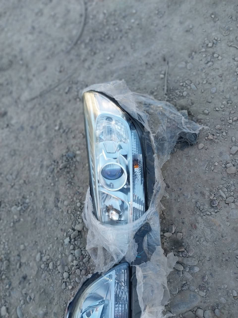 للبيع... زوج لايت ماليبو وارد خليجي موديل ٢٠١٣ ٢٠١٤ ...
العنوان :- بغداد-الحي الصناعي في باب الشيخ .  
هاتف :- ((***********))
