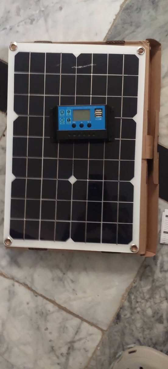 6 الواح مع 3 منظمات السعر 100 متوفر توصيل للتواصل واتساب فقط ***********
