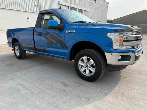 فورد f150  موديل 2020تك قماره لون مميز رقم اربيل باسمي تحويل ثاني يوم ماشيه 79الف كيلو مو ميل جاملغ امامي يمنه صبغ فقط بدون داخل بدون ايرباك بيها بارد بالباب الامامي اليمنه صدر امامي خلفي جديد دسكات امامي خلفي جديد تخم تاير برجستون ادامه كامله بلكات نوزلات فيتبم اصلي وكاله دبه كامله تجي محرك 3.3تنفس طبيعي يعني بانزين عادي محسن تمشي رقم الشاصي بالمنشور السياره في بغداد شارع فلسطين الاتصال ب*********** السعر 160وبي مجال بغداد
