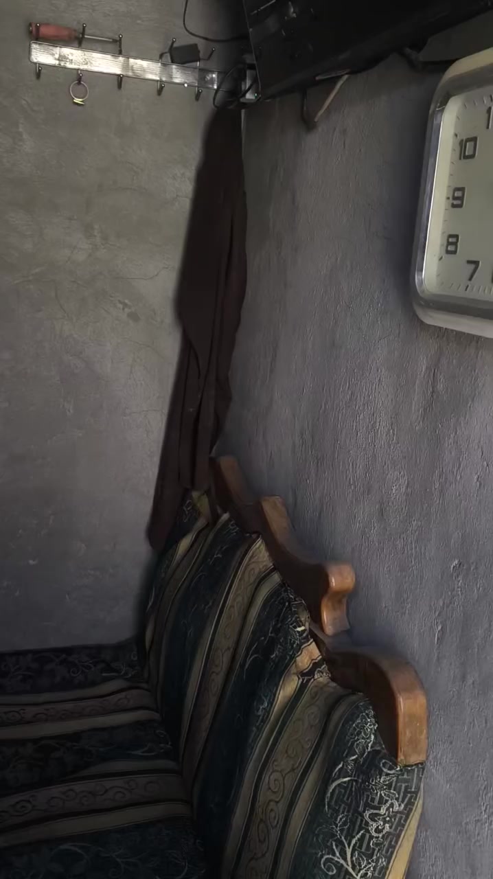 موقع مولدة للبيع يوجد مولدات 2 دي از سكانيا ثنين عدد حمل 425 وجبة كاز بيها 210كيفي لا تصال عل هاذا رقم *********** عنوان موقع وردية خارج شارع مشجر
