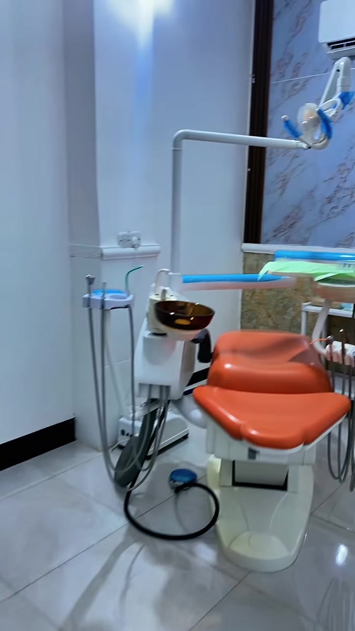 ✨ ابتسامة العيد تبدأ بنظافتها! 
بمناسبة قرب حلول عيد الأضحى المبارك  يعلن مجمع الشفاء الطبي عن أقوى وأضخم عرض لتنظيف الأسنان،.
لا تضيع الفرصة واجعل ابتساماتك تشرق في العيد بأعلى درجات الثقة والنظافة وبسعر تخفيض خيالي وخاص جداً! 
• اليوم: الإثنين القادم
• التاريخ: 25 من الشهر الجاري
• مجمع الشفاء الطبي - قرب جامع الرحمن.
📞 للحجز والاستفسار:
الاتصال على الرقم:
👉 *********** 📱
