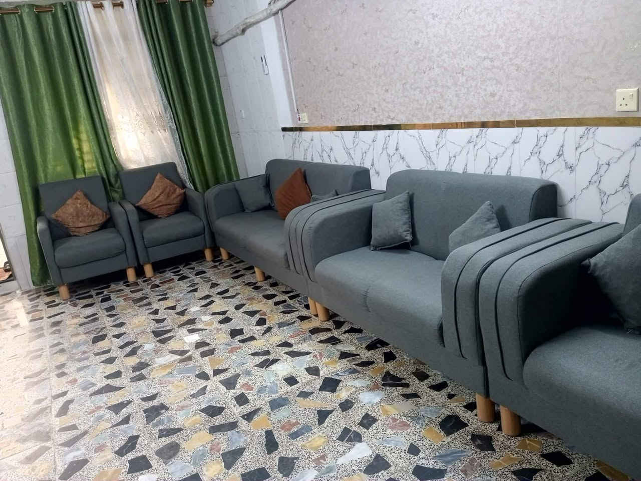 تخم تفصال عراقي بس المواد تركيا استخدام قليل جدا 10 مقاعد السعر 500 بغداد منطقه جميله


**إذا كنت صاحب هذا الإعلان وتريد حذفه لأي سبب، رجاءا أرسل رسالة إلى الدعم الفني**